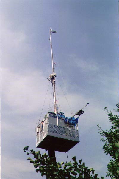 P3-2.JPG - 28,800BYTES