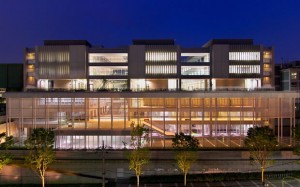 慶應義塾大学(日吉)第4校舎独立館